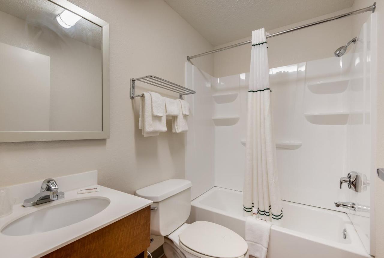 Birch Hill Kansas - Motel